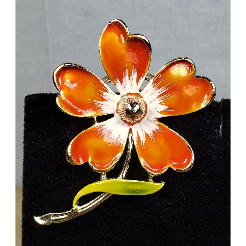 Vintage Signed GERRYS Enamel Flower Leaf Orange Yellow Green Gold Tone 2" Brooch